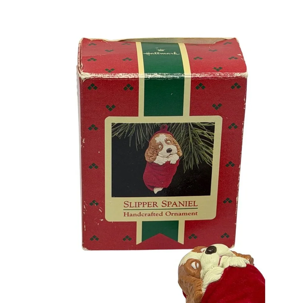 Hallmark comes resin #holidayspaniel